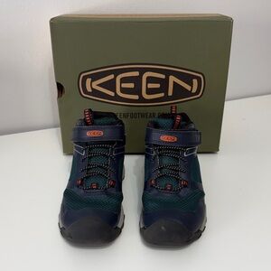 KEEN Kids' Wanduro Mid WP Hiking Boots
